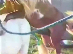 Brown horse fucking a sexy-ass mare